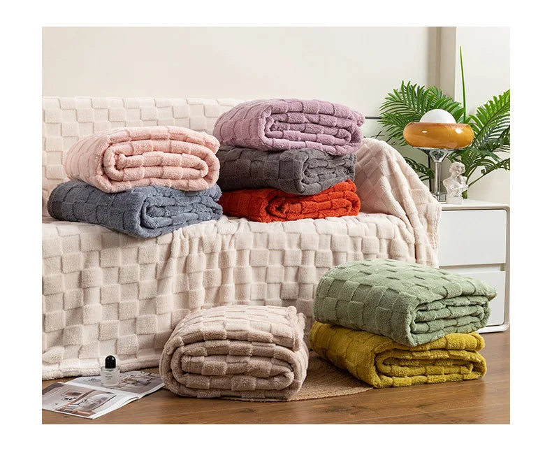 Lilac Checkered Fleece Blankets Christmas Gifts for Women Men Girls Cute Soft Cozy Throw for Bedroom Home Decor Gifts Blankets